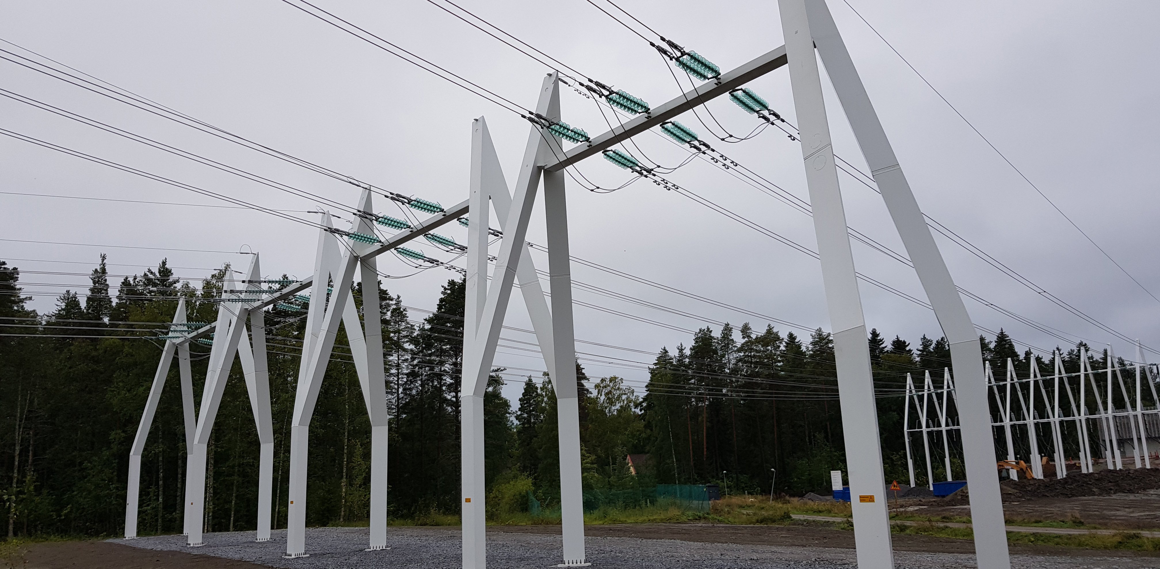 Power line design, construction and maintenance from one partner Caverion
