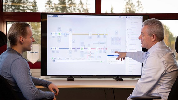 managers-checking-automation-processes.jpg (126.5 KB)